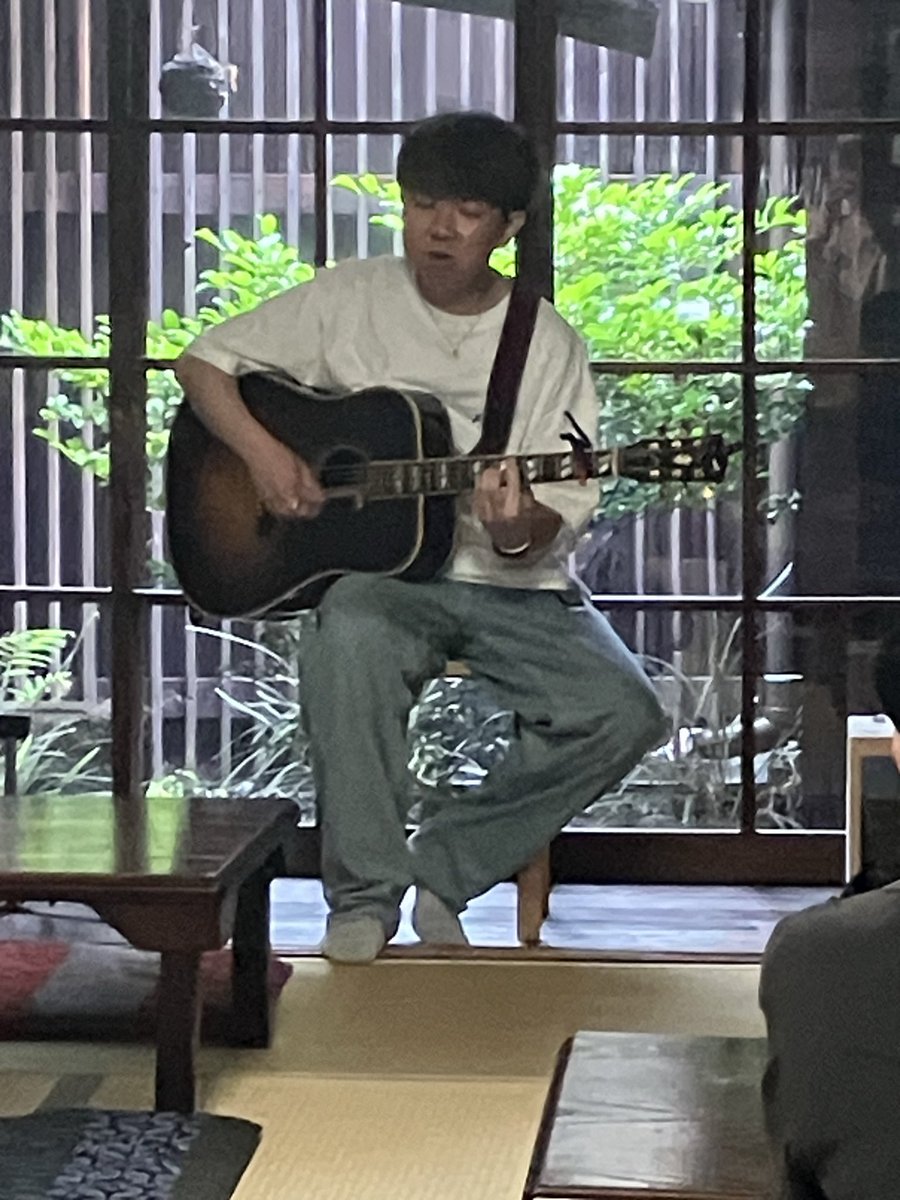 uenotakayuki_bv's tweet photo. はじまりは、縁側にて！
スタート！！

トップは我らが兄さん、唄井直哉！！！

#SPINITCOFFEE
#唄井直哉
#蔦江タイチ
#ウエノタカユキ
#はじまりは縁側にて https://t.co/ruLXDU2xOL