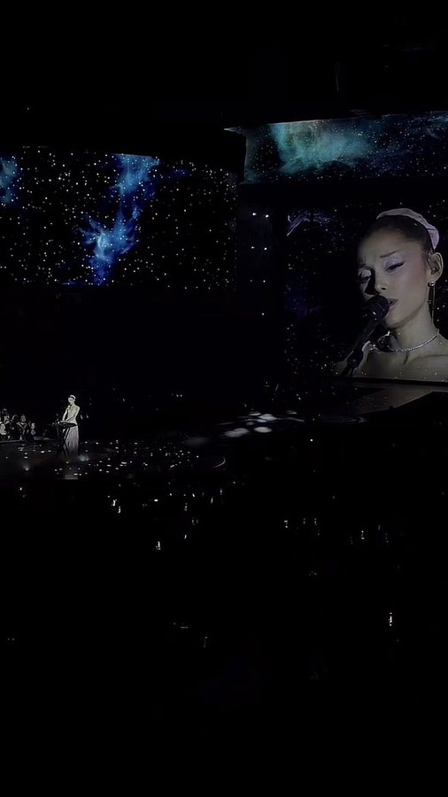 ArianaWorldHQ's tweet photo. Ariana Grande is now performing 'safety net' at The Eternal Sunshine Tour. https://t.co/kPN2nEvWlg
