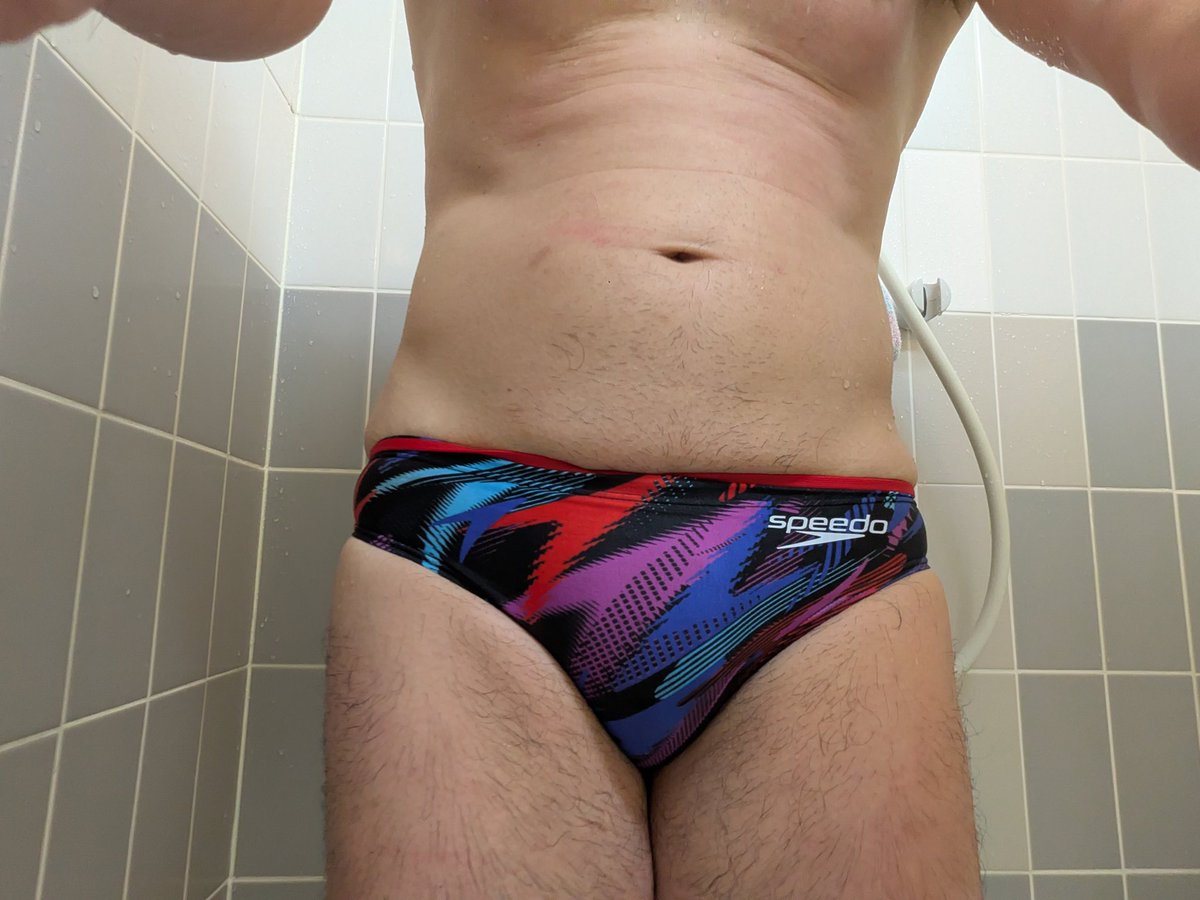 9ei's tweet photo. 大阪プールにて
後半は、SPEEDO ショートブーン（RB）Sサイズ
合計　3000m（うち、2000mノンストップ）
#競パン #SPEEDO https://t.co/gdlzi2SUsc