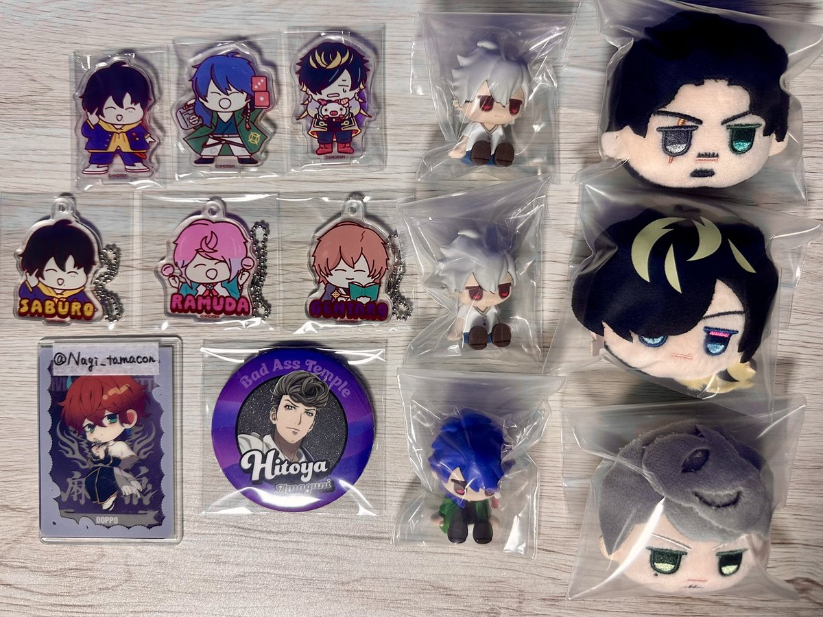 Nagi_tamacon's tweet photo. 【交換】 ヒプノシスマイク ヒプマイ ダイソー 100均 アクスタ アクキー 缶ミラー フェイスぬい

『譲』 画像のもの(二郎、三郎、左馬刻、理鶯、乱数、幻太郎、帝統、空却、十四、獄、零)

『求』 ちょこラバ、クリアカード⇒独歩＞一二三、寂雷

異種交換可能。
都内手渡しまたは郵送交換可能です。 https://t.co/zutrQ6dV5O