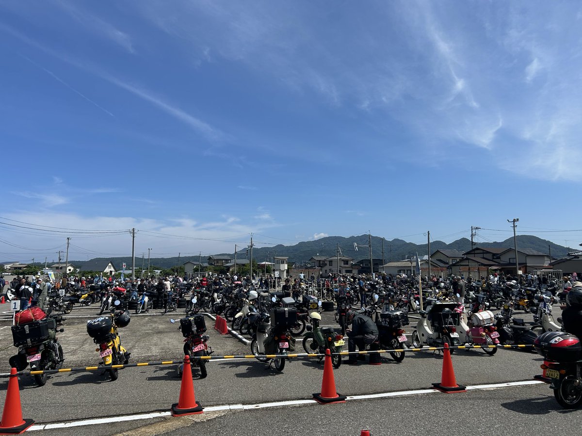 9yubs3EgqOc36kb's tweet photo. #越後村上カブミーティング 
ライダーの義務も果たしました🤗 https://t.co/D4RJWPAPzB