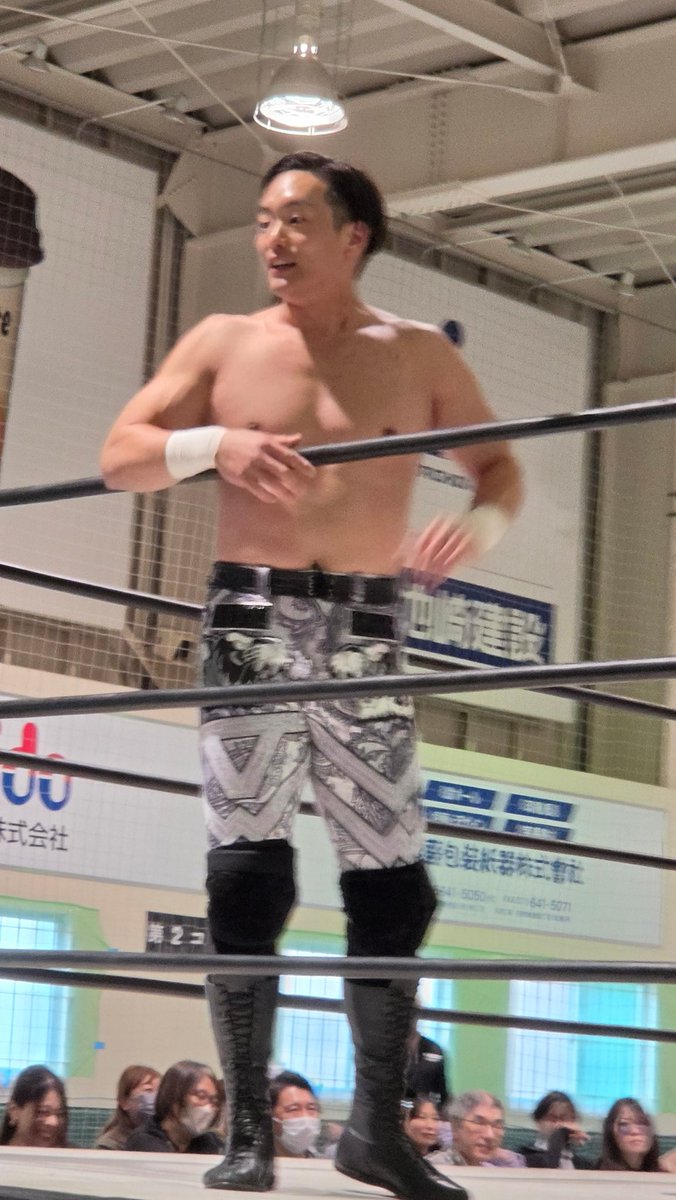 sanaes37's tweet photo. もうどこまでポストしたか分からなくなったので、メインイベントを。
#GLEAT
#THawk 選手
#田村ハヤト 選手
#山村武寛 選手 https://t.co/VjoHDs2mDM