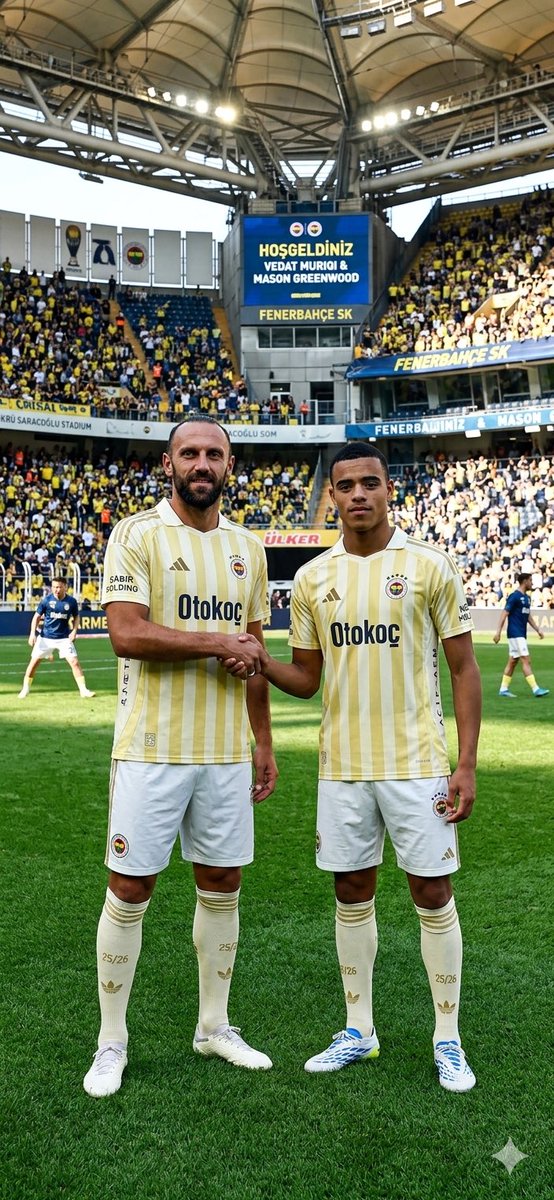 BerkayranTT's tweet photo. Başkandan bağımsız yapılması gereken transferler bir kerede Fenerbahçe’miz kazansın #azizyıldırım #hakansafi #vedatmuriqi #greenwood #transfer #fenerbahçe #seçim https://t.co/saMxjXk5Bq