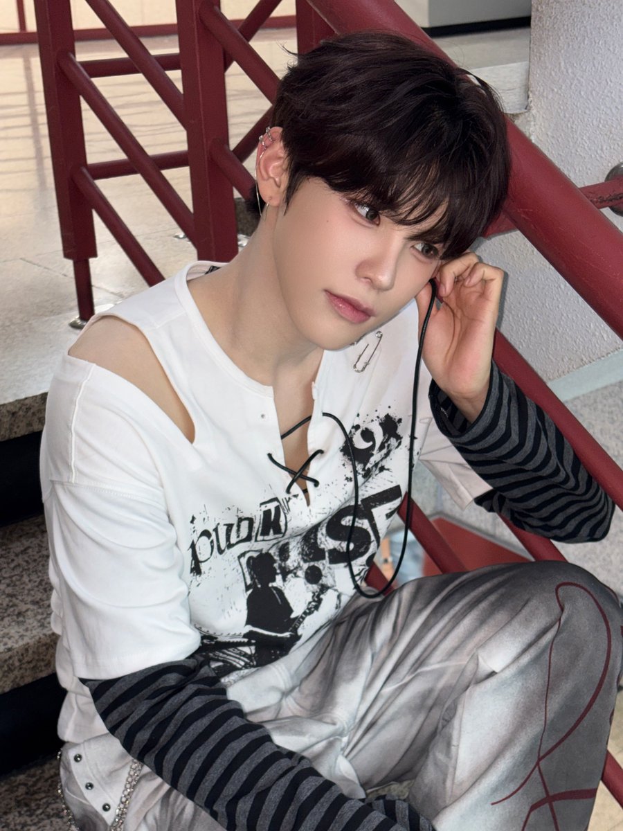 XODIAC_MEMBERS's tweet photo. [#규민🐶] 

🩵🩵🩵

#XODIAC #소디엑 #GYUMIN #규민 #똑똑똑_귬이등장 https://t.co/6LK4BJ1aI3