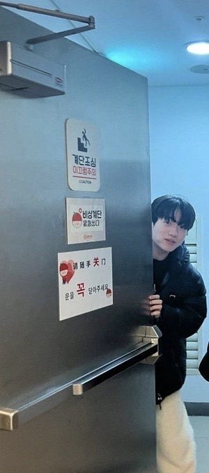 T1Dattebayo's tweet photo. 빼-꼼 https://t.co/VJ45OCCZX5
