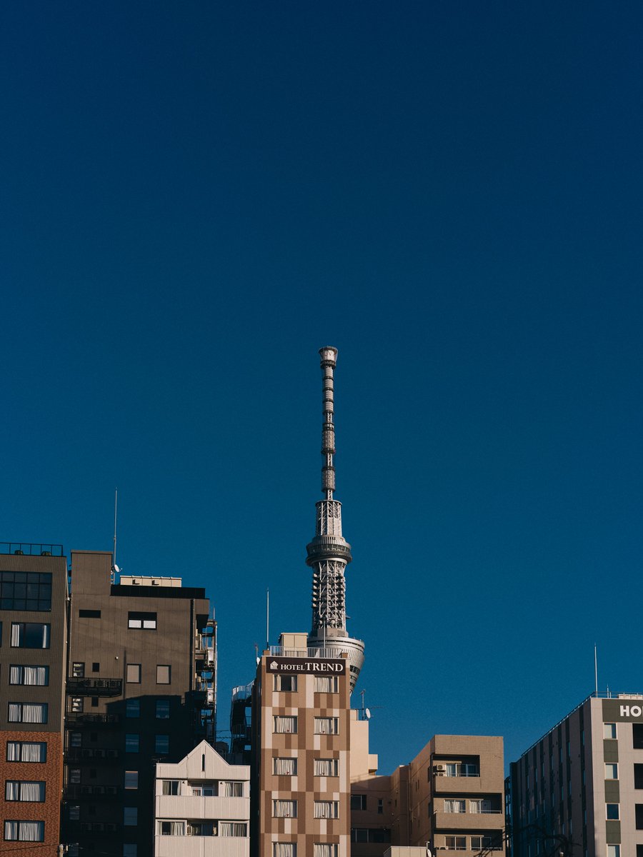 supersub_aka's tweet photo. TOKYO "BLUE" SKY https://t.co/VG0PB9NTCH