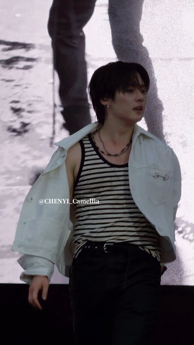 CHENYI_Camellia's tweet photo. Hot Leeknow #leeknow #straykids #governorsball https://t.co/jlbSIh6DZl