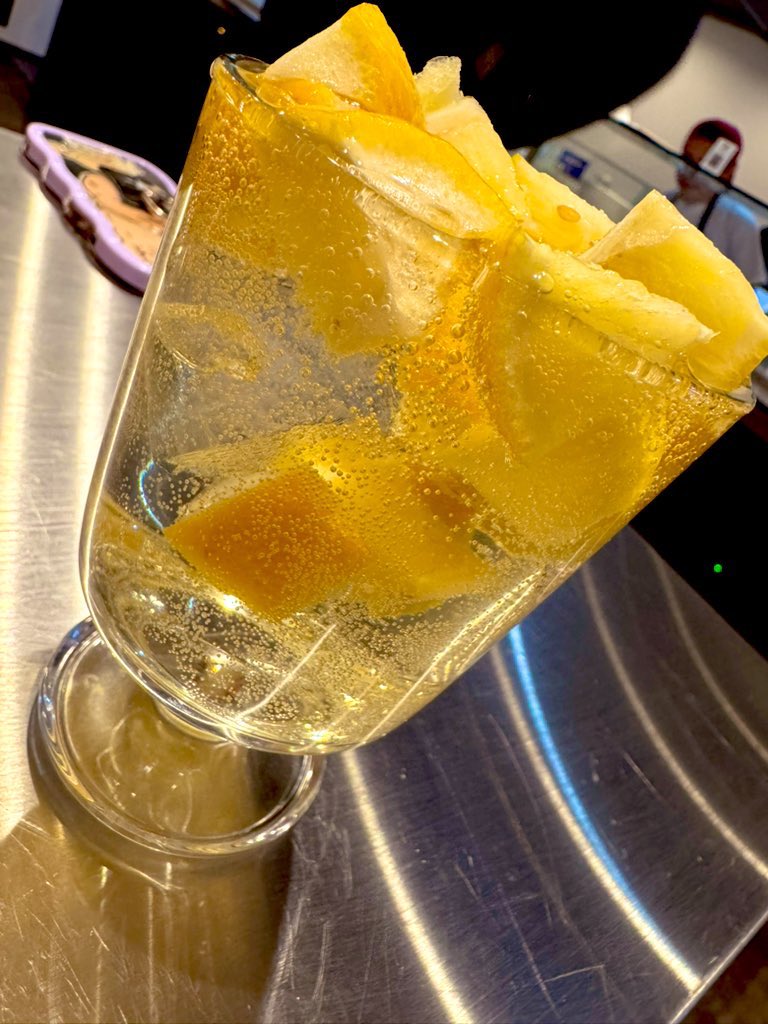 er_lib's tweet photo. 6月7日（日） 今夜は20時オープンです🙌

昨夜もありがとうございました😊さぁ！まったり日曜日の夜に乾杯しましょ🌈よいしょ！今夜もLIB'ER'TY営業してます🈺 https://t.co/fb1cmdmdys