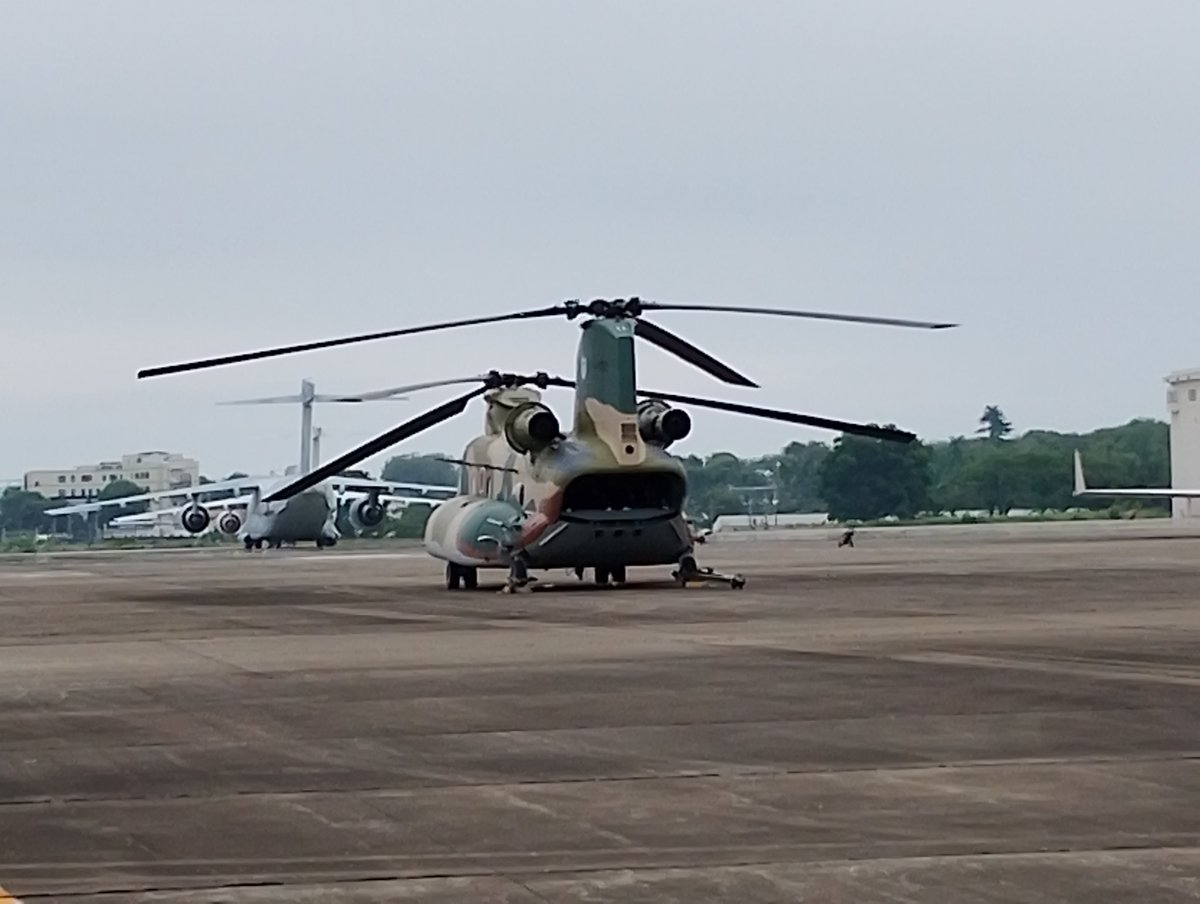 Misabuchi1's tweet photo. Je suis allée visiter la Base aérienne d'Iruma, des Forces d'autodéfense aériennes japonaises. J'y ai écouté l'orchestre à vent et vu la démonstration de dressage des chiens de garde – c'était une excellente occasion de découvrir ce lieu !
#フランス語日記 https://t.co/Ux4Uvf0bzE