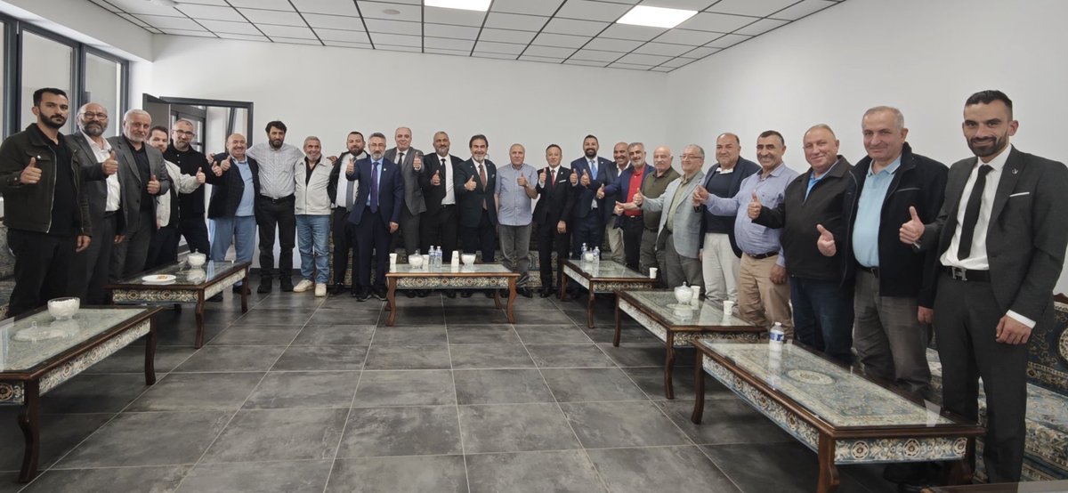 mehemmed19's tweet photo. Refah Avrupa güçlenmeye devam ediyor. Paris Bölge Sorumlusu olarak Hakan Saydam kardeşimiz görevlendirildi. Hayırlı çalışmalar diliyorum. 👍 https://t.co/vke5vtOQF6