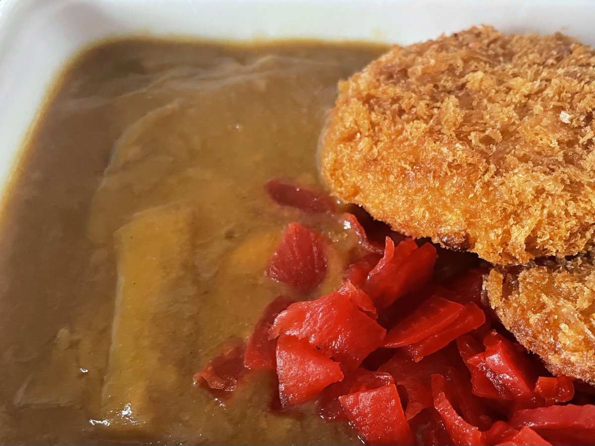 Z4Kbb's tweet photo. コロッケカレー🍛
これは、お弁当😁 https://t.co/NCL4ic670t