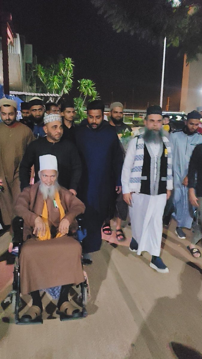 SyedNoorani's tweet photo. Alhamdulillah! Received A Warm And Grand Welcome In Lilongwe, Malawi 🇲🇼
May Allah ﷻ Shower His Blessings Upon Everyone Who Participated. Ameen. 
#Lilongwe #Malawi #AhlESunnah https://t.co/Wz7pVpo2Jm