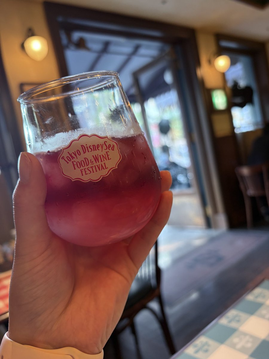 __pfsdd's tweet photo. 昨日は楽しかったな♡
いっぱい食べたり飲んだりしてダングロもみれて充実してた🫧🎀 https://t.co/SRFXI1e75J