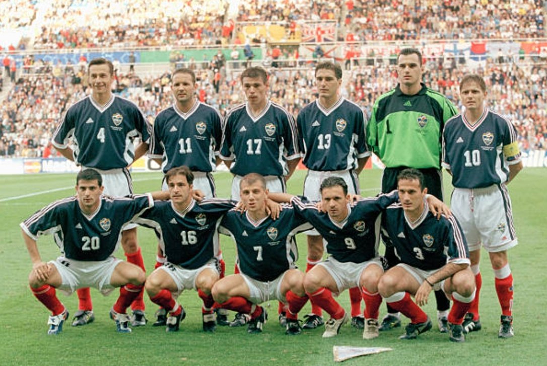 footballmemorys's tweet photo. Yugoslavia team line-up 1998
#Yugoslavia #Plavi #FSJ https://t.co/BCRtCk40Jk