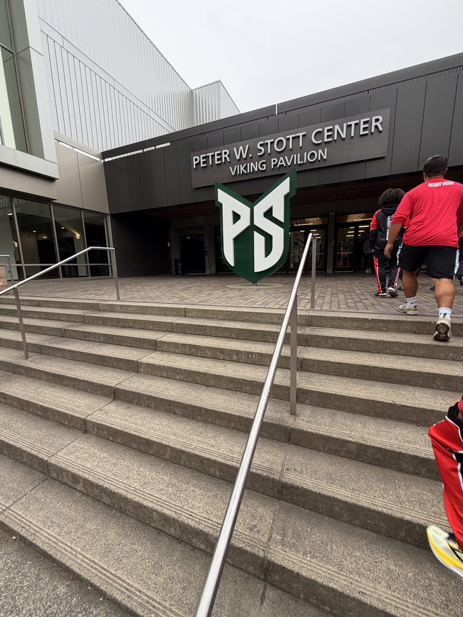 coendaniel24's tweet photo. Great visit and tour @psuviksFB . Thank you to all the Coaches and Players for making me feel at home. @psuviksFB  is all about their business 💪🏿💯@MikeWatersP1 @BrandonHuffman. @coachSpikeRossi  @coach_pacheco @recruitvegas https://t.co/MTvrUsZnvq