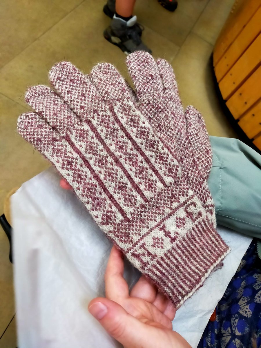 DalesMuseum's tweet photo. Inspired by Naomi and Fiona’s socks and gloves from last year’s workshop? 🧦🧤 Now it’s your turn! Join Angharad’s knitting workshop this Friday at Dales Countryside Museum. Lunch included.
Book: https://t.co/3bAWKWvGFO
#KnittingWorkshop https://t.co/MnnHDrW4S1