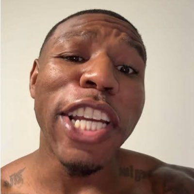 FightsTeeVee's tweet photo. #NewProfilePic https://t.co/wTffL9yXIr