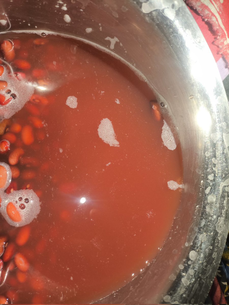 TheCluster0's tweet photo. @zeptocares ordered an organic red rajma from you, it bled red when washed. Your executive said you're right but we can provide any resolution. KPOVSFBWM15889 https://t.co/fvi3MrnbVN
