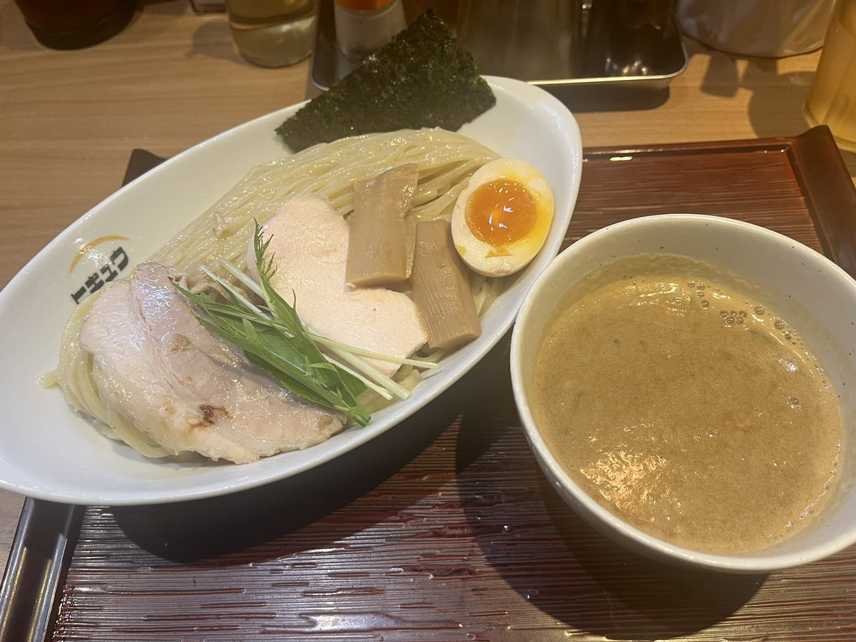 MH_SCIZ's tweet photo. 濃厚鶏白湯つけ麺*･゜ﾟ･*:.｡..｡.:*･'(*ﾟ▽ﾟ*)'･*:.｡. .｡.:*･゜ﾟ･* https://t.co/gjkTukUja1