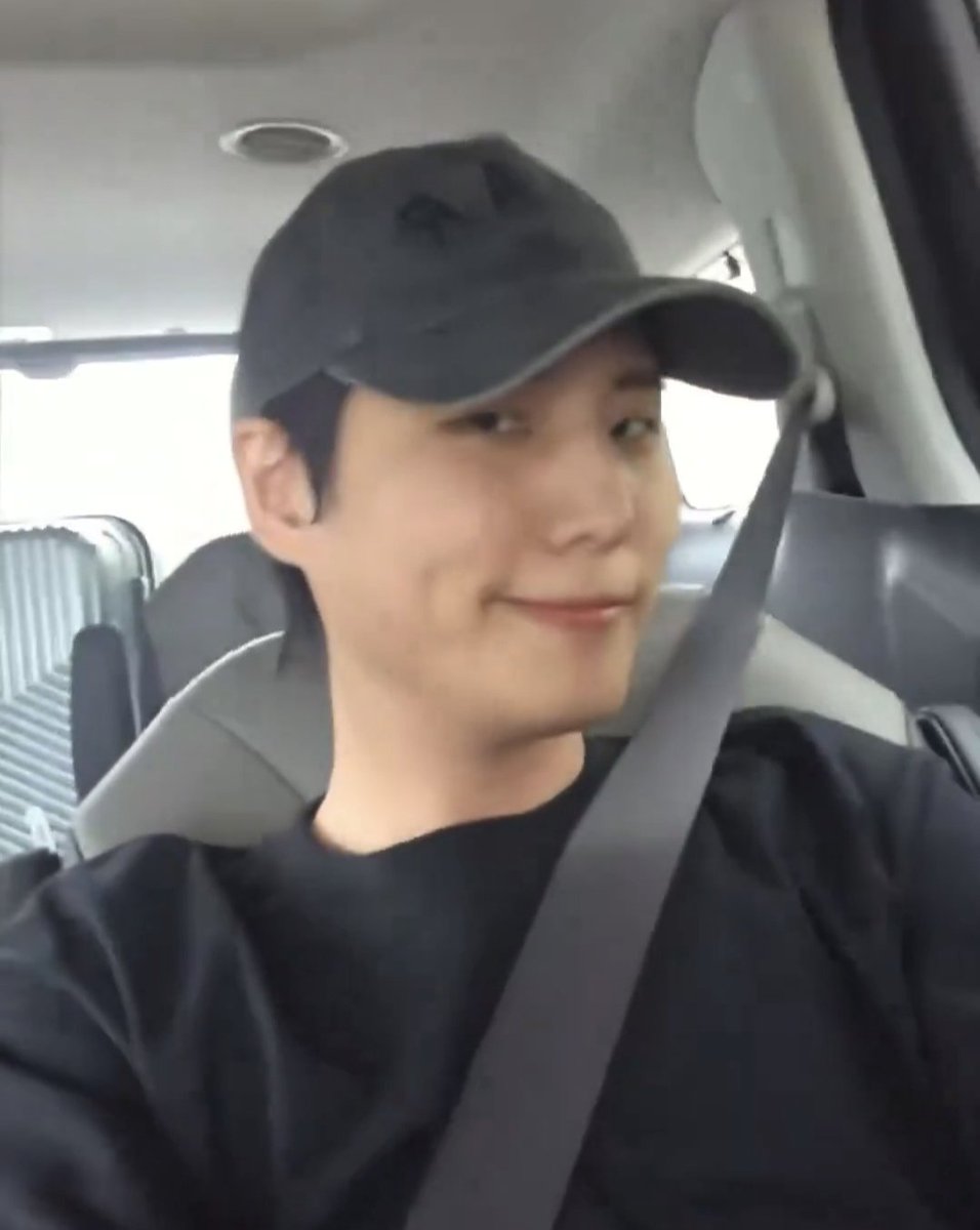 0koutofnowhere's tweet photo. ㅅㅂ너무귀영다..... https://t.co/q0p7VwTczo