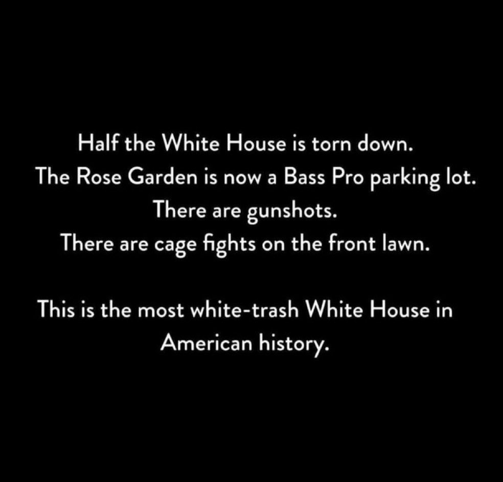 TexFlatlander's tweet photo. #TheWhiteHouse https://t.co/aQqwPWWVTn