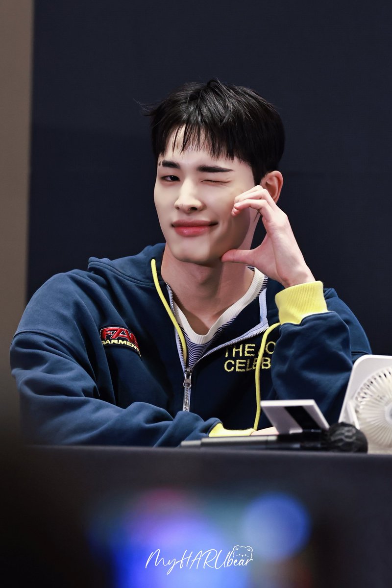 myHARUbear's tweet photo. 260607 MAKESTAR IN  HK
🐻‍❄️
 #하루 #HARU #ハル 
#넥스지 #NEXZ #ネクスジ https://t.co/d0wskM2p1E