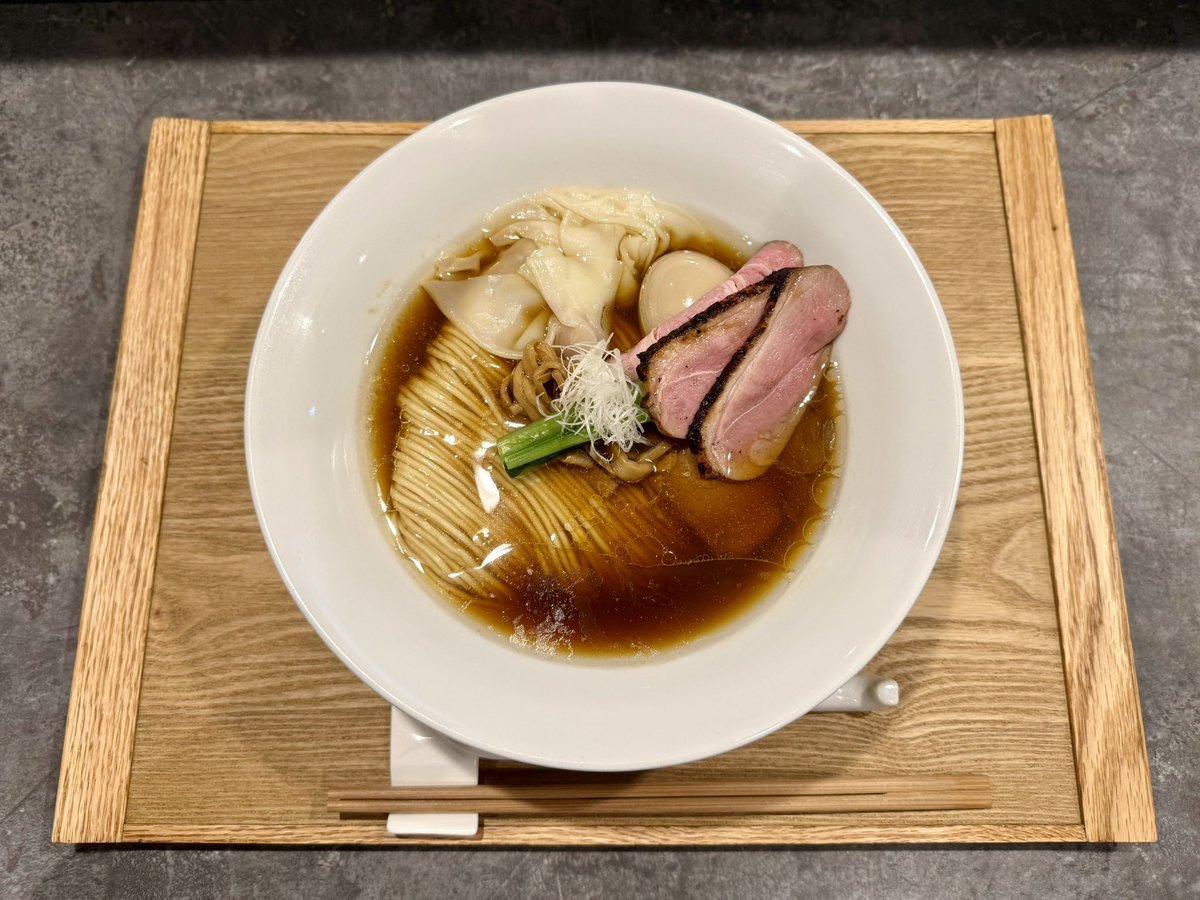 ramena1412's tweet photo. 特製醤油
RAMEN MATSUI@新宿御苑前/四谷三丁目 https://t.co/ffjwOAqAhu