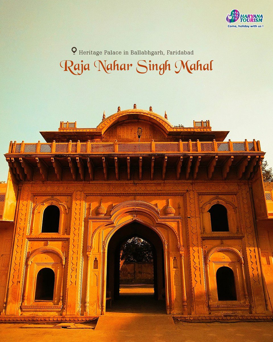 HaryanaTourism's tweet photo. Raja Nahar Singh Mahal in Ballabhgarh is a stunning symbol of Haryana’s royal heritage. Built in the 18th century, this palace blends architecture with grand courtyards, elegant arches, and intricate jharokhas.
Step into timeless royalty.

#HaryanaTourism 
#RajaNaharSinghMahal https://t.co/kQg2XYRCow