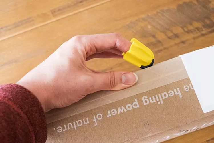 LUNSIKUI's tweet photo. Just couldn’t wait! New parcel is finally here. Let the unboxing fun begin https://t.co/qZMhheMDnh