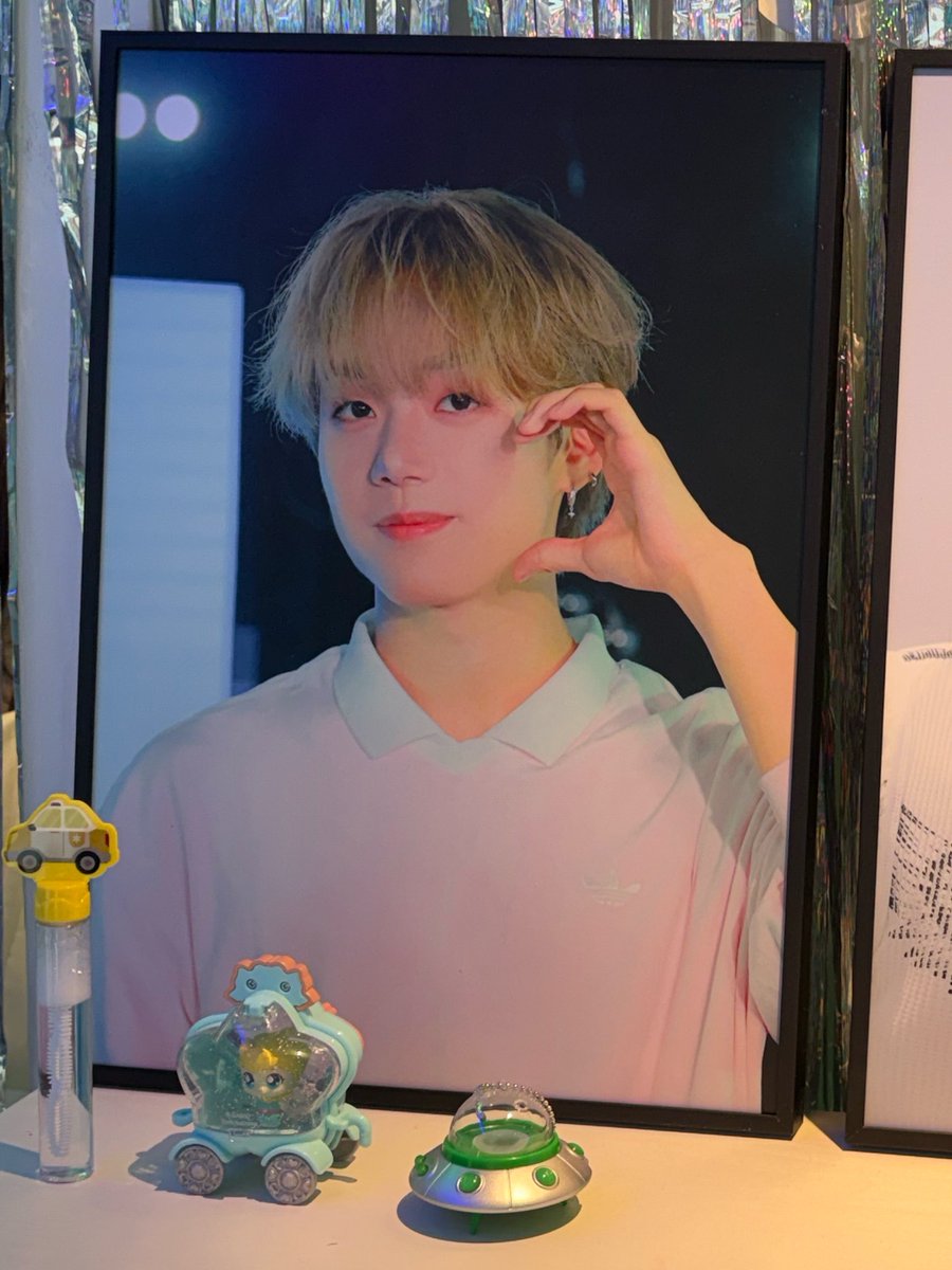 YYJ10042808's tweet photo. #지구에서하빛뿐 #하삐의육공칠빵

하삥이 생일 ㅊㅋㅊㅋ 🐹💭
빵 얻어먹으러갔다가 빵 주문받고옴 🍞🥖🥐🥨 https://t.co/YF7FrIdo2k