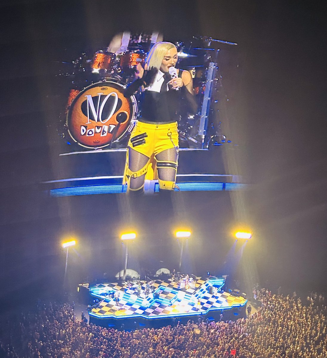 glendap15's tweet photo. No Doubt, my favorite songs still sound the same even after 30 years! When talents are real, age doesn’t matter at all♥️ And fans can still fill the entire venue.

No Doubt Concert @ Sphere Las Vegas https://t.co/4Hm2LEs3xd