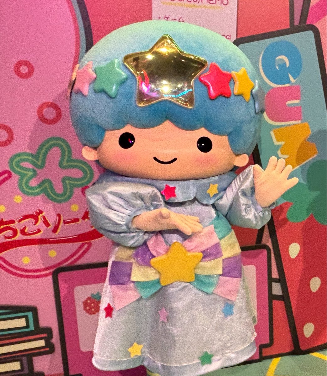 funwaripalette's tweet photo. 七夕ピューロ始まったー。
1ヶ月ぶりのピューロでした。開園にキキララちゃんいた！
レジデンスもしばらくお留守だったから、会えたのがすごく嬉しかった。
クエワンも運良く良い所で見れてラッキーだった。

サンリオのみんな、お声かけてくださった方々、ありがとうございました。 https://t.co/JoKSOa2B7R