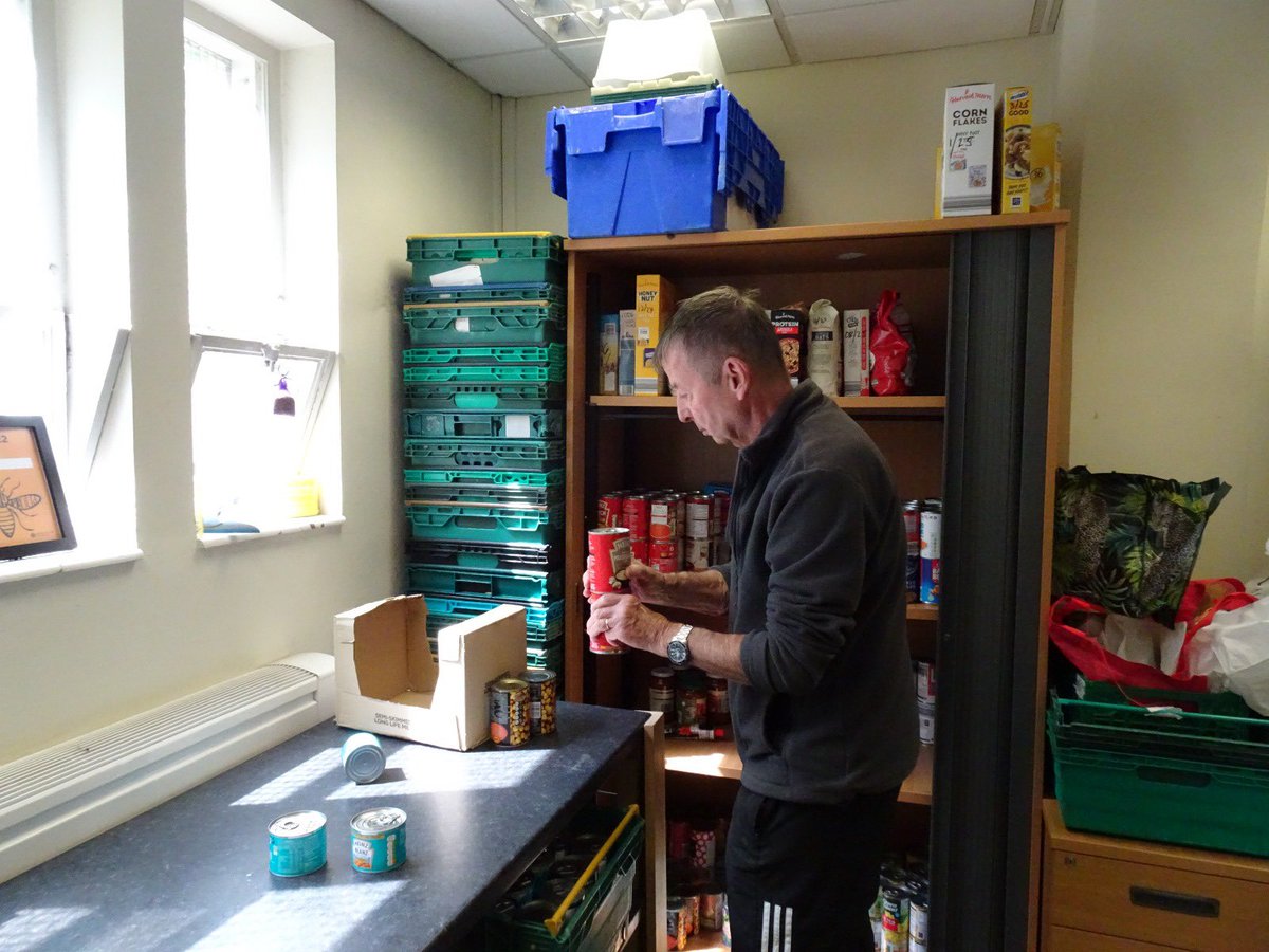 HPFM23's tweet photo. TACKLING FOOD POVERTY 

We’re here to provide support to those within our community struggling with food poverty.

To contact us, visit our website: https://t.co/vRuKLzow2g

Our address is: Community Centre, St Aidan’s RC Church: 230a Wythenshawe Rd, Manchester M23 0PH 
🐝💚 https://t.co/F0O6iRBwX6