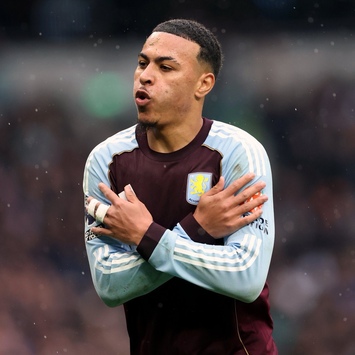 Afc_ArsenalX1's tweet photo. 🚨🔥BREAKING: Arsenal fans would you sign Morgan Gibbs-White for £70M or Morgan for £120M? https://t.co/XU8H7BrrK2