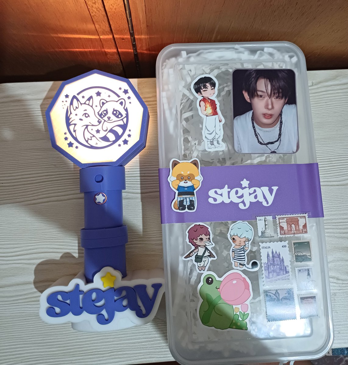 Callie0801's tweet photo. Kinikilig ako sobrang ganda🥰
Thank you @Code_1_0_1 ang cute din ng freebies🫶 https://t.co/sWk916BlIQ