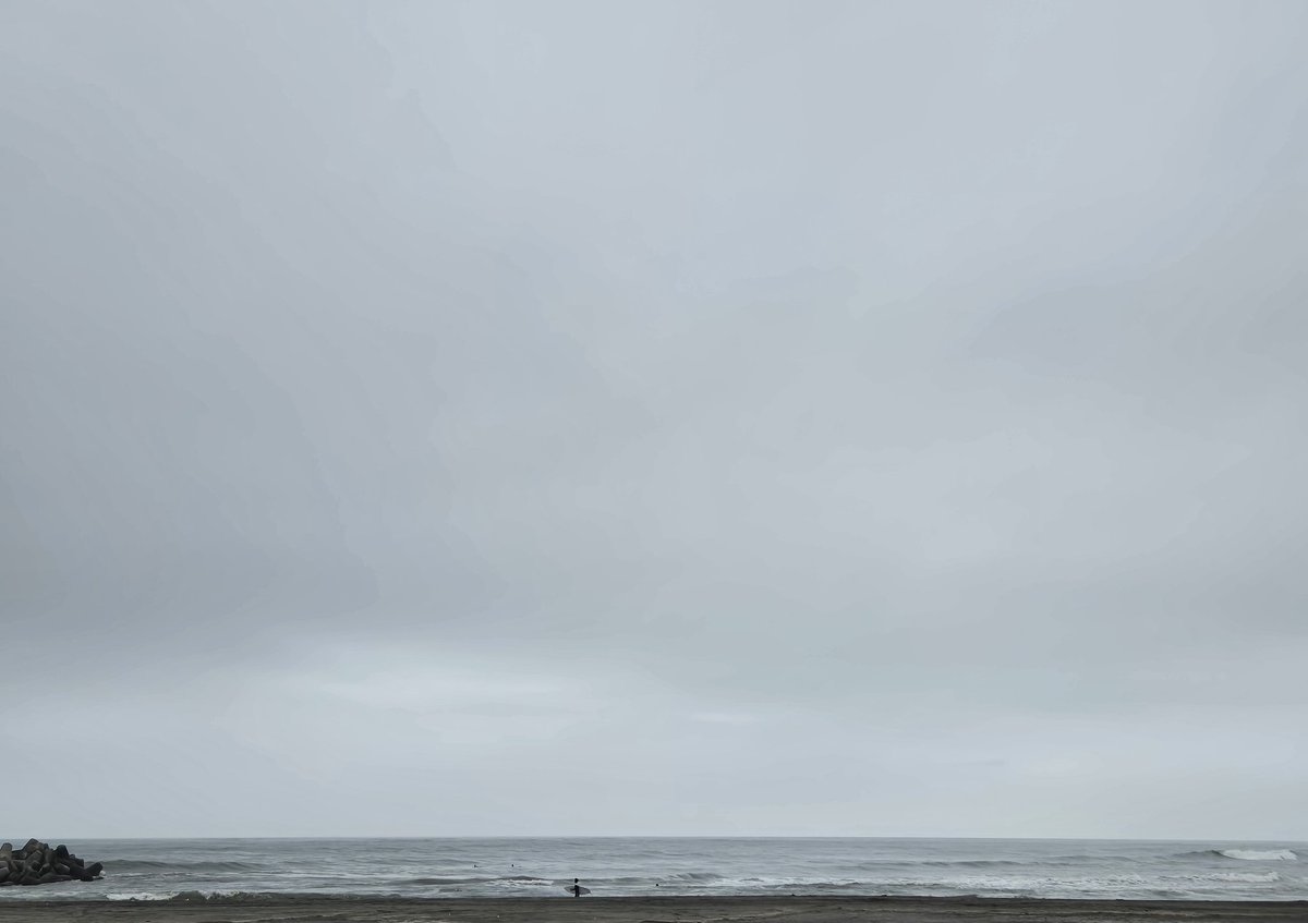 ami_ami_now's tweet photo. 今週は、どこも波でかくて、波のやさしい場所で🏄
入った場所の波がやさしすぎたけど、まぁ、少しはのれたし良かった✨

最近、自分にとって、ちょうど良い波の時が少ないような。

帰宅途中にみた海の写���。上手い人が何人か入ってた👍🏻
これからも楽しく練習していこう(*ˊᵕˋ*)
#サーフィン #楽しい https://t.co/NUxNDio3iV