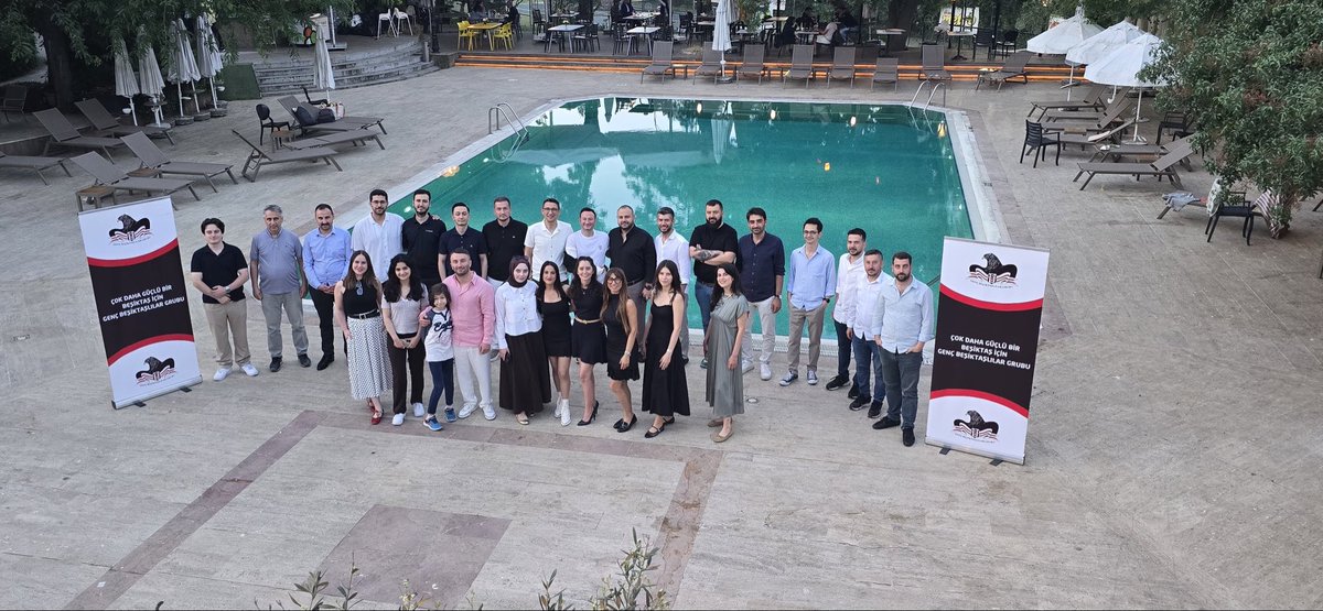 gencbesiktasli's tweet photo. Genç Beşiktaşlılar ailesi olarak düzenlediğimiz Yaza Merhaba Partisi’nde bizlerle olan, coşkumuzu paylaşan ve bu güzel geceyi unutulmaz kılan herkese gönülden teşekkür ederiz.

Dostluğun, kardeşliğin ve Beşiktaş sevgisinin bir araya geldiği bu özel gecede yine bir aile olduğumuzu hep birlikte gösterdik.

Birlikte daha nice organizasyonlarda, daha güzel anılarda ve daha büyük coşkularla buluşmak dileğiyle…

Katılan tüm dostlarımıza teşekkür ediyor, yeni etkinliklerde görüşmeyi sabırsızlıkla bekliyoruz. 🦅