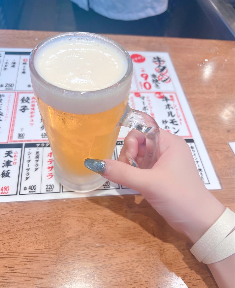 soro_wolf's tweet photo. 一人で結局飲むw https://t.co/y1a5pdBCqN