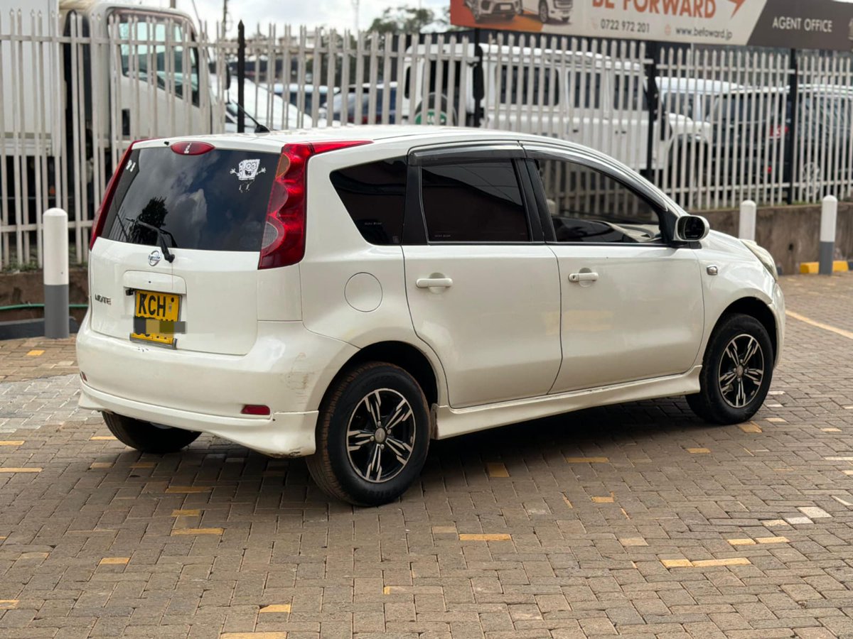 DerrickUdu55582's tweet photo. Nissan note 
Automatic 
1500cc
480,000ksh
0799561061 https://t.co/YXoptbwsUo