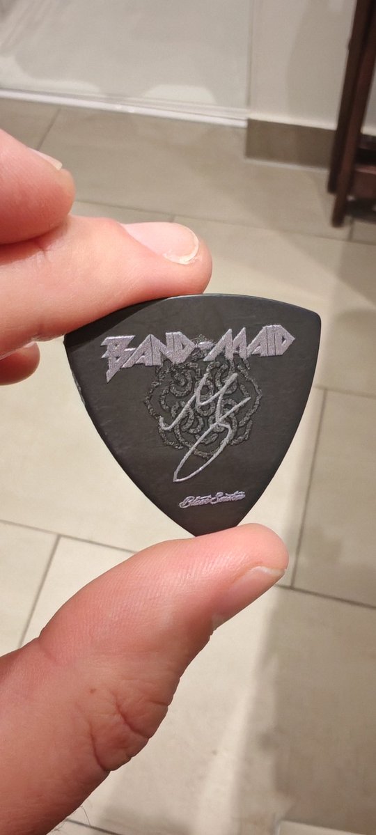 Ohrenje's tweet photo. @misa_bandmaid Thank you for this amazing performance!
I'm very happy and lucky that I catched your pick with my hand. https://t.co/gnP0R71vs4