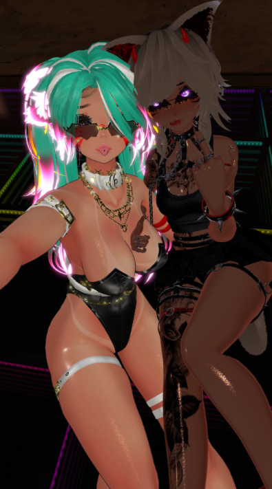 ClubSiren69's tweet photo. there is currently over 50+ hoomans partying and drinking in VR #SIREN CLUB RIGHT NOW

EXPERIENCE 3D SOCIAL MEDIA before the masses! 

PC VR AND MOBILE PLAYABLE SOFTWARE NOW! 

JOIN NOW https://t.co/f1WUuADBQC
