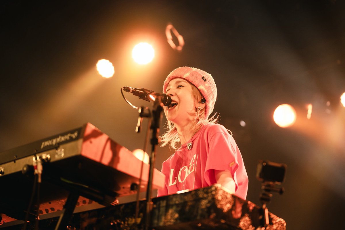 SAKAE_SPRING's tweet photo. 〚DIAMOND HALL〛
Qaijff(@Qaijff )ライブが終演！

美しいピアノと力強い歌声が響き渡り
自然と引き込まれる最高のライブでした！  Photo by @aoi_ooo3 
#サカスプ2026 #zipfm https://t.co/ebcmLAHgiN