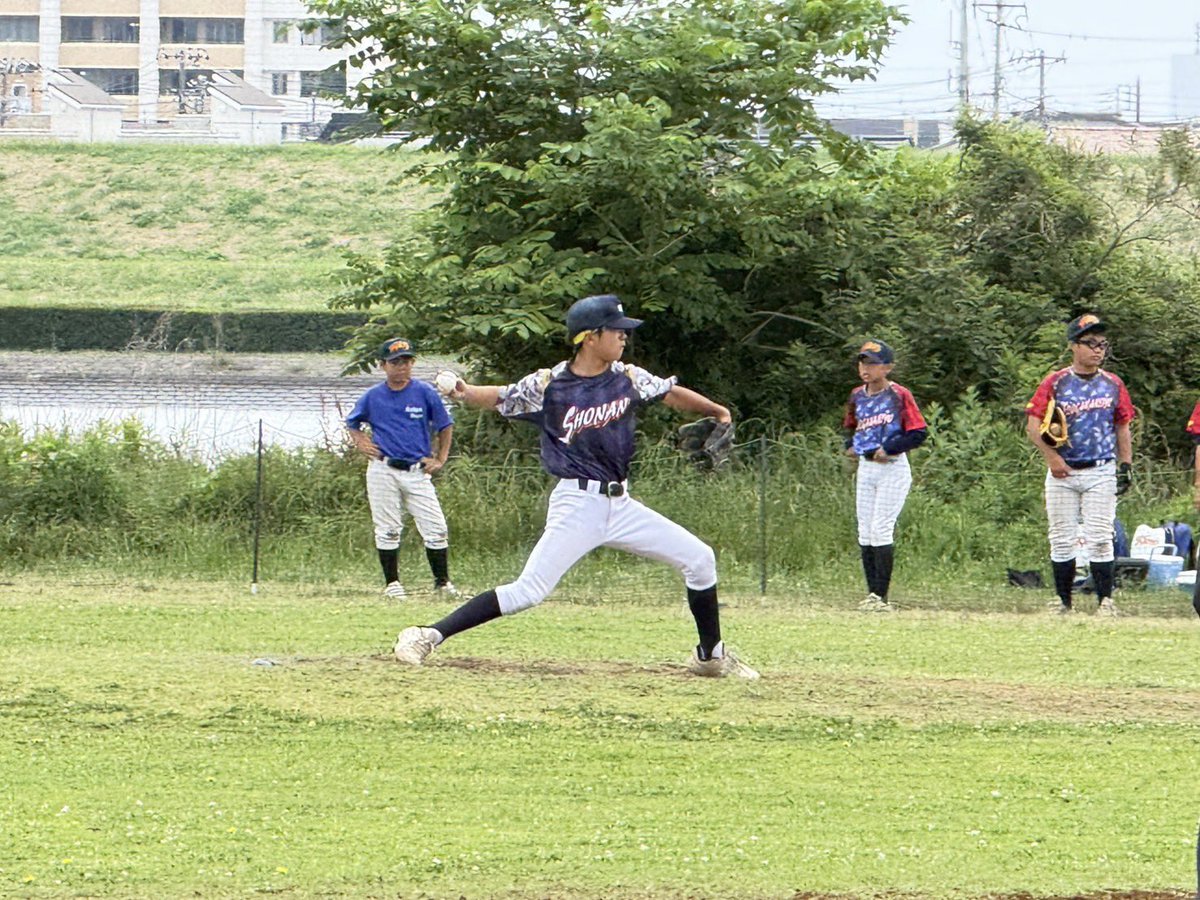 kimio34776038's tweet photo. 【試合結果(１年生)】
６月７日　オープン戦
江戸川河川敷グラウンド
２試合目　

千葉沼南ヤング
２２０　３００　１　　８
０００　２２０　１　　５
江戸川京葉ボーイズさん

柏木ー平能ー木之内／髙橋

ニ塁打：平能、髙橋、髙橋 https://t.co/GNfdQ5VmL3
