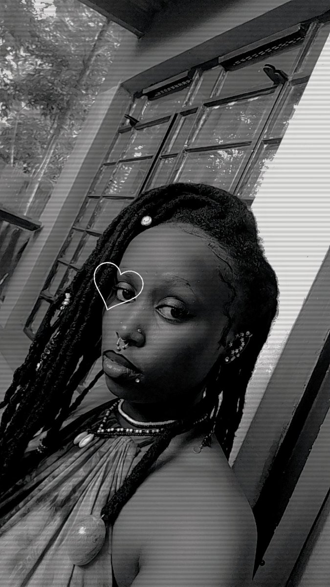 RASTA BADDIE tweet media
