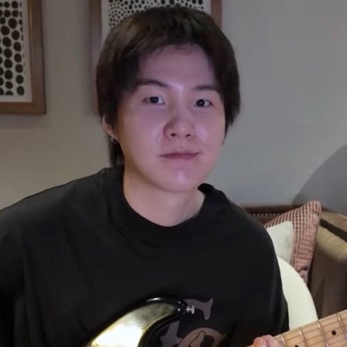 sugxmoon's tweet photo. https://t.co/6mJvTbDbR0