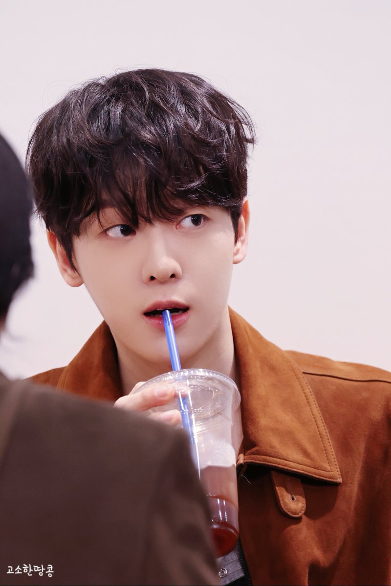 nutty9785's tweet photo. 보고싶다...태빈이..
추억여행만 하는중..

#이태빈 https://t.co/NwUPSjbANK