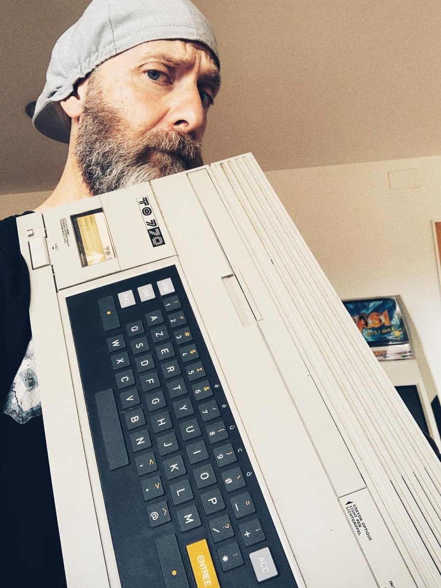 turk182es's tweet photo. On aime ou on aime pas, mais ces machines avaient de la gueule quand mรชme !
Allez, bon dimanche les amis !
#Retroblog #Retro #Retrogaming #Retrogames #retrogamers #RetroComputer #Oldies #Vintage #8Bits #Jeuxvideo #Videogames @Thomson_FRA #TO7 https://t.co/f9MTGmmLWG