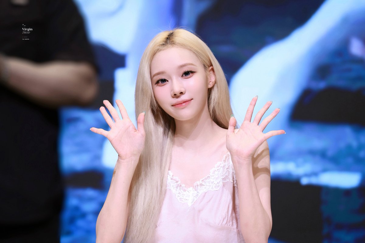 VirginSnow0101's tweet photo. 260607

#WINTER #윈터
#aespa #에스파 https://t.co/Gd9Dh741QU