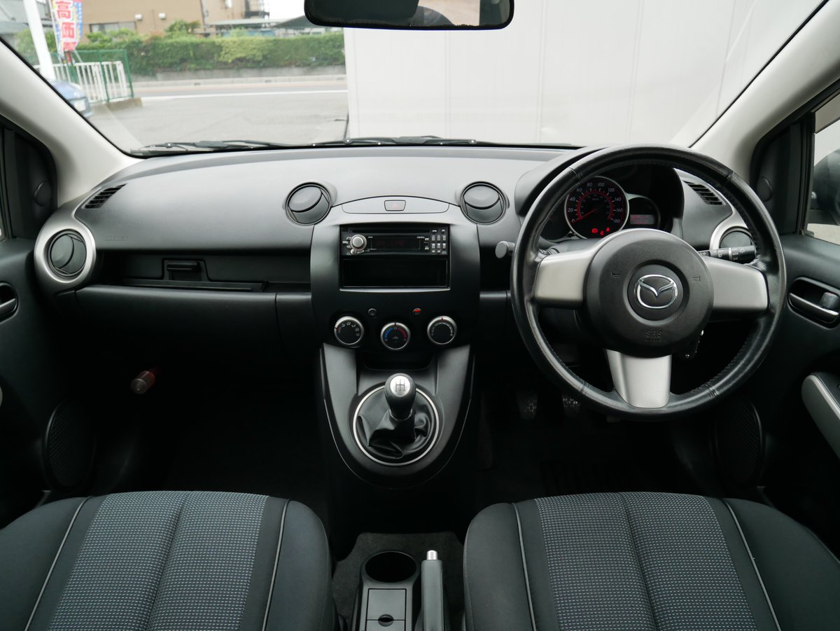 aroute2517's tweet photo. デミオ　１５００　スポルト

下取車
５速マニュアル
Ａｕｔｏｅｘｅセンターマフラー
社外１６インチＡＷ
純正エアロ　
タイミングチェーン

お手頃価格の５速マニュアルです。 https://t.co/Q8WEofw4op