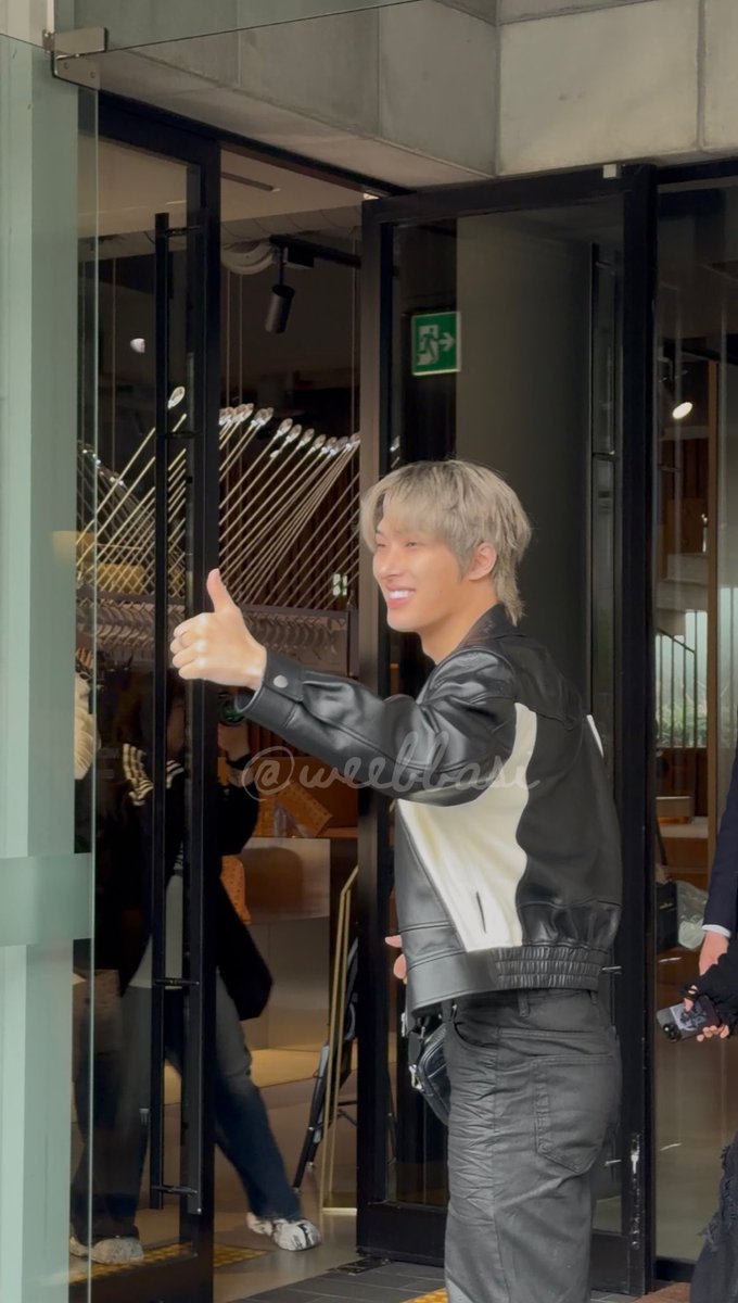 weebbasi's tweet photo. MINGI IS A SNACK and tbh none of us here ate breakfast or lunch 🤣

#MCM #MCMXMINGI #ATEEZ #에이티즈 #MINGI #민기 #fixon https://t.co/bui1h11ZeR